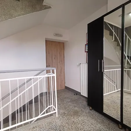 Apartmaji Ana *