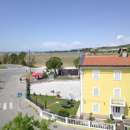 Apartmaji Ana Strunjan